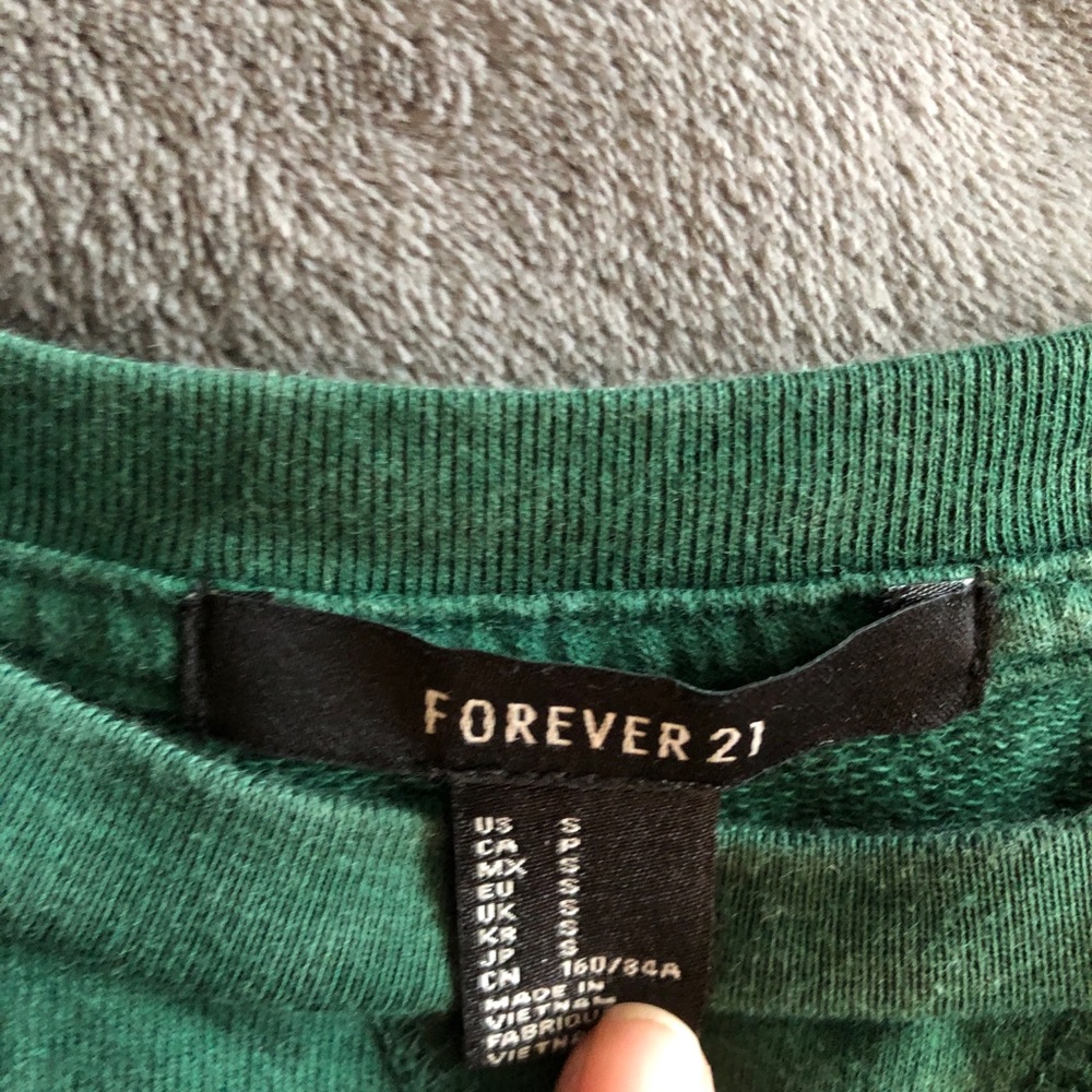 Crew neck - Picture 2 of 2